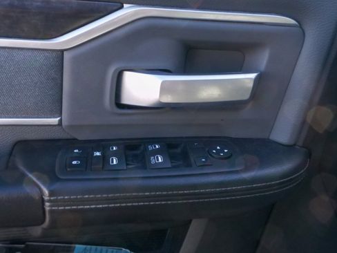 Used 2021 RAM 2500 Big Horn image 18