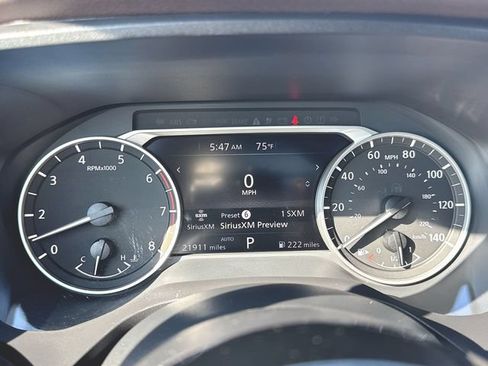Used 2023 Nissan Rogue SV w/ SV Premium B Package AWD/4WD image 12