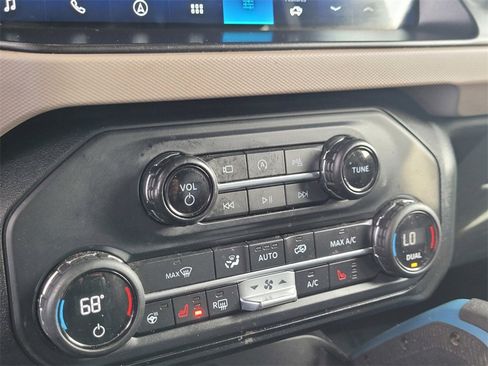 Used 2021 Ford Bronco Wildtrak image 20