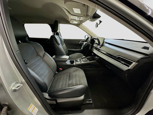 Used 2024 Mitsubishi Outlander SE image 34