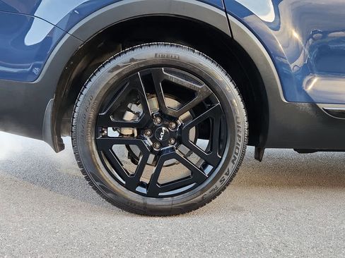 Used 2024 Kia Telluride EX X-Line image 12
