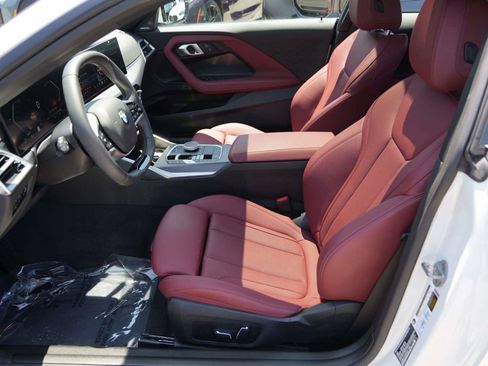 Used 2025 BMW 230i Coupe RWD image 11