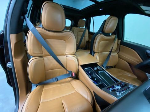 Used 2020 Lincoln Aviator Black Label w/ Dynamic Handling Package image 34