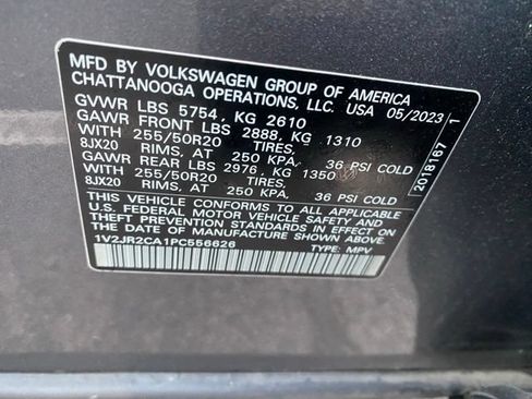 Used 2023 Volkswagen Atlas SE w/ Panoramic Sunroof Package FWD image 6
