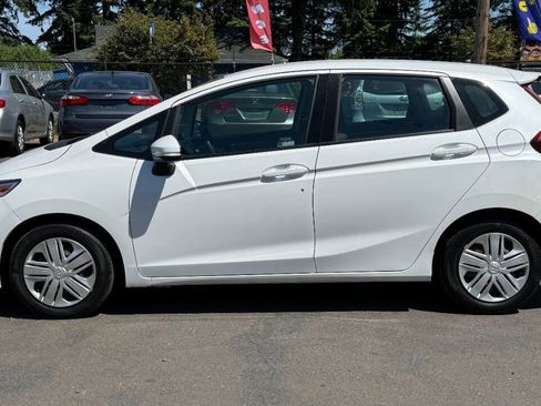 Used 2019 Honda Fit LX image 4
