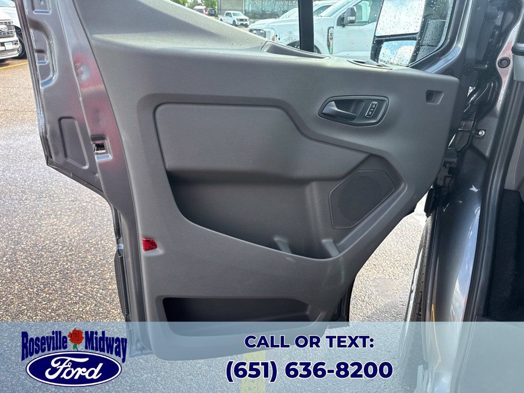 Used 2025 Ford Transit 350 XLT RWD image 23