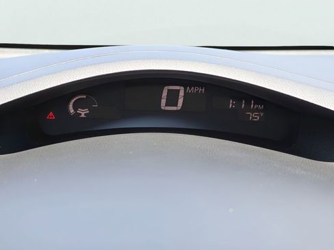 Used 2015 Nissan Leaf S FWD image 28