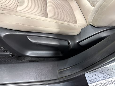 Used 2016 MAZDA MAZDA6 Sport FWD image 12