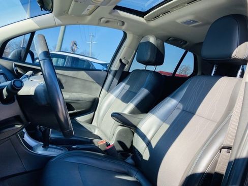 Used 2016 Chevrolet Trax LT w/ LT Sun and Sound Package image 29