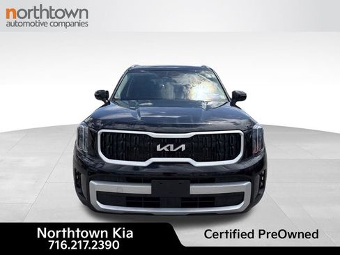 Used 2025 Kia Telluride EX w/ EX Captain's Chair Package AWD/4WD image 3
