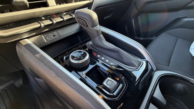 New 2026 Chevrolet Colorado Trail Boss AWD/4WD image 19