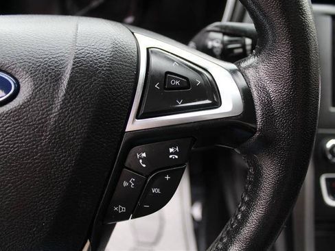 Used 2020 Ford Fusion SEL FWD image 17