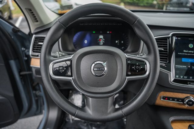 Certified 2023 Volvo XC90 B6 Plus w/ Protection Package Premier AWD/4WD image 29