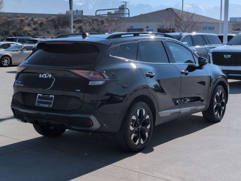 Used 2024 Kia Sportage X-Line w/ X-Line Premium Package image 5