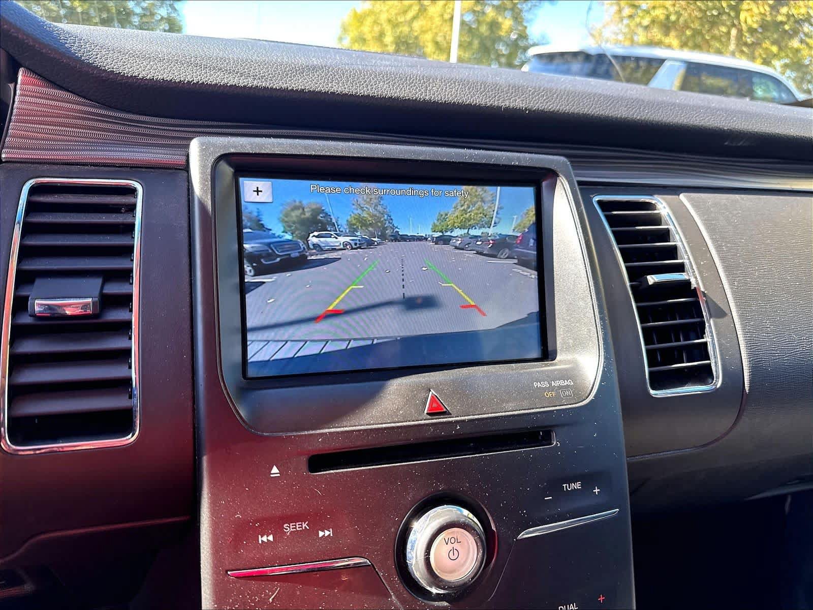 Used 2019 Ford Flex SEL w/ Equipment Group 202A AWD/4WD image 16
