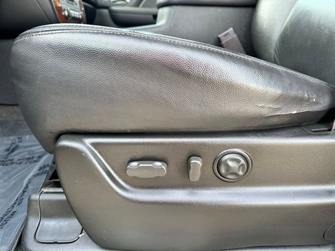 Used 2008 Chevrolet Avalanche LTZ w/ LTZ Preferred Equipment Group image 11