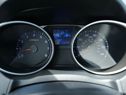 Used 2013 Hyundai Tucson Limited w/ Premium Pkg image 43