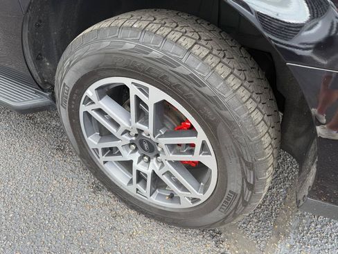 Used 2025 Ford Expedition Max Active AWD/4WD image 30