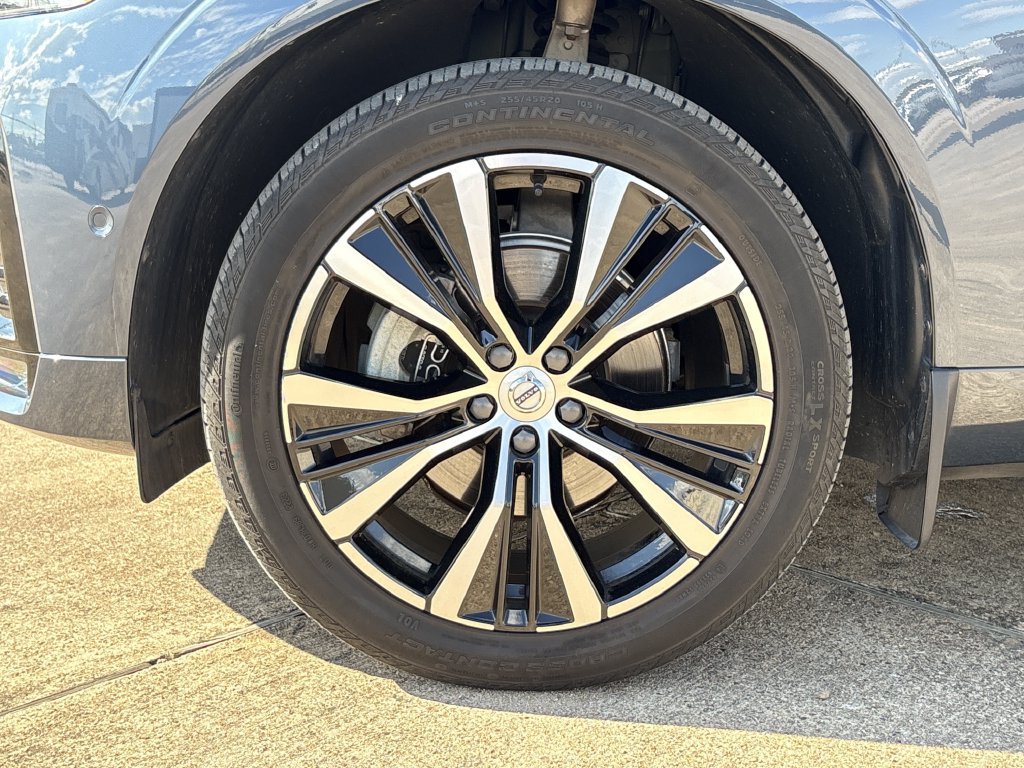 Used 2024 Volvo XC60 B5 Plus w/ Protection Package Premier AWD/4WD image 9