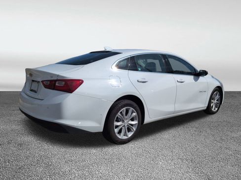 Used 2025 Chevrolet Malibu LT image 4