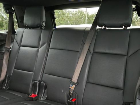 Used 2024 Cadillac Escalade Luxury image 20