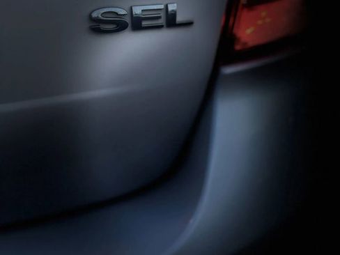 Used 2011 Ford Edge SEL w/ 202A Rapid Spec Order Code image 37