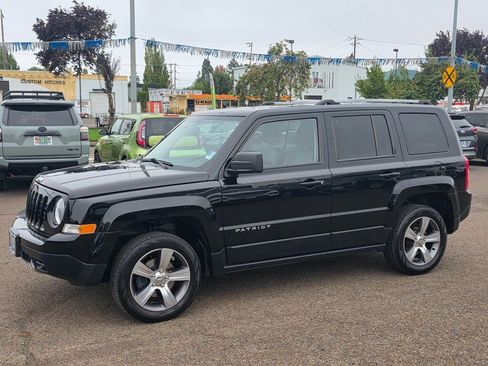 Used 2016 Jeep Patriot Sport image 32