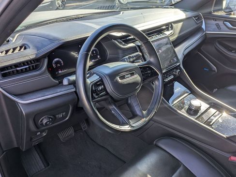 Used 2022 Jeep Grand Cherokee L Overland w/ Luxury Tech Group IV image 10