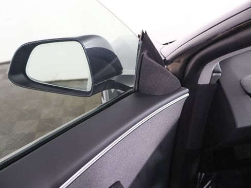 Used 2024 Tesla Model 3 Long Range RWD image 37