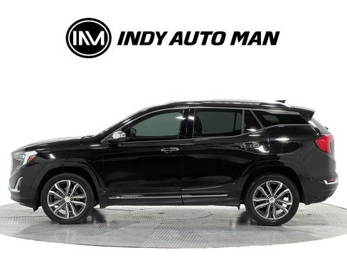 Used 2019 GMC Terrain Denali w/ GMC Pro Grade Package AWD/4WD image 7