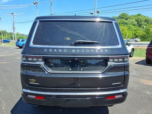 Used 2022 Jeep Grand Wagoneer Series II w/ Convenience Group III AWD/4WD image 28