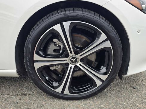 Used 2025 Mercedes-Benz C 300 Sedan image 8