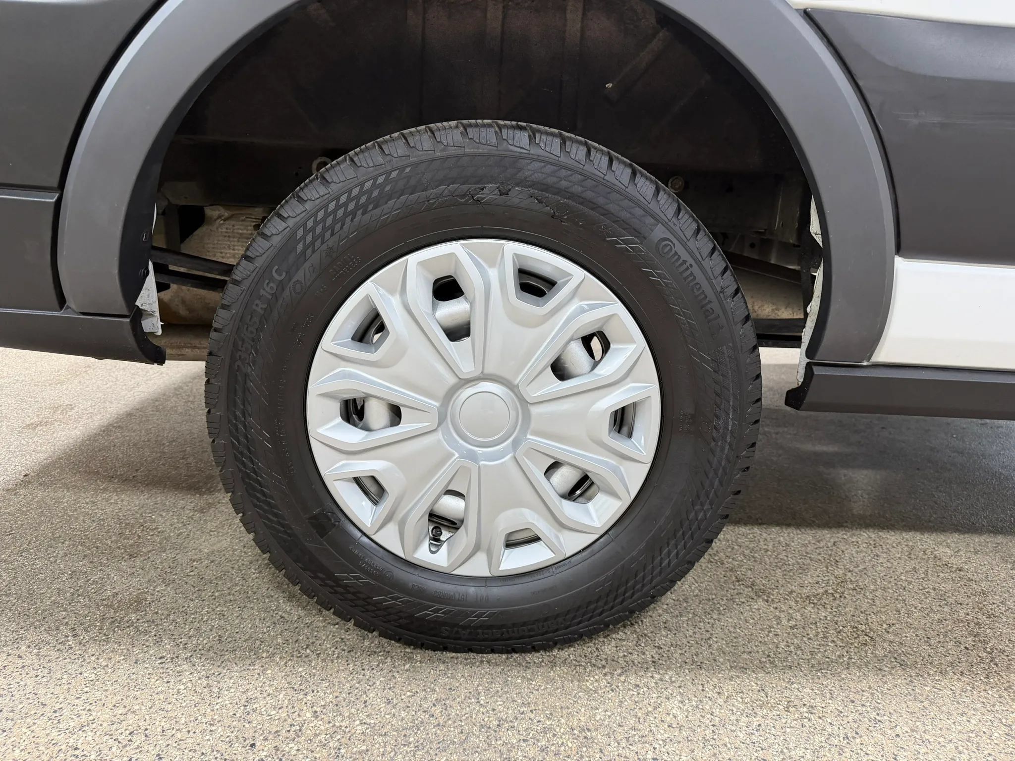 Used 2019 Ford Transit 350 XL RWD image 57