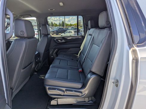 Certified 2023 Chevrolet Suburban RST w/ Max Trailering Package AWD/4WD image 31