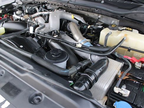 Used 2020 Ford F350 XL w/ Power Equipment Group image 17