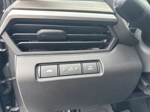 Certified 2023 Nissan Altima 2.5 SV FWD image 16
