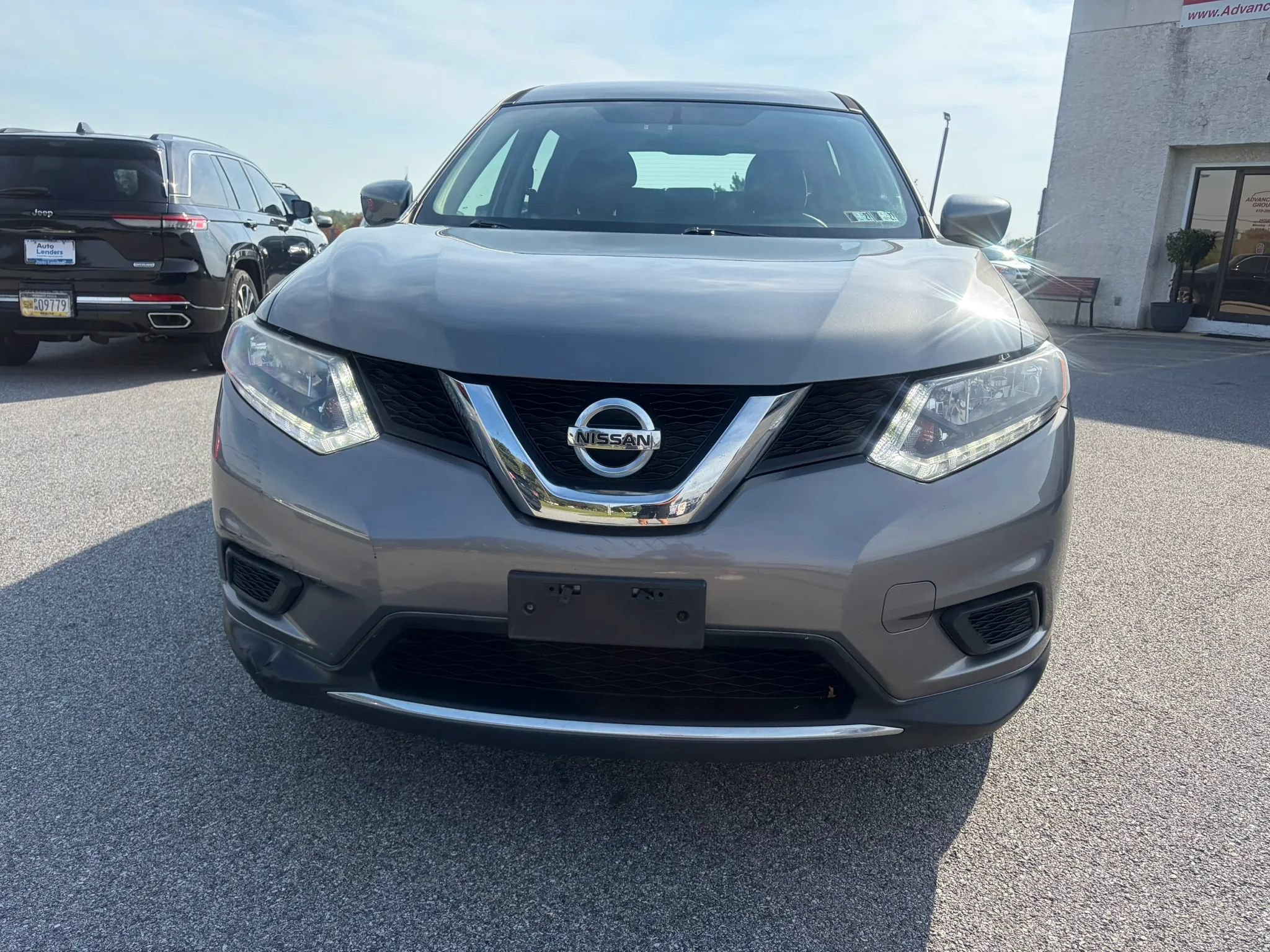 Used 2016 Nissan Rogue S AWD/4WD image 4