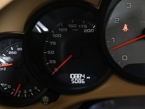 Used 2017 Porsche 911 Carrera S image 14