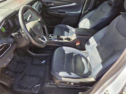 Used 2022 Chevrolet Bolt EUV Premier w/ Sun & Sound Package image 10