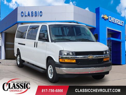 New 2025 Chevrolet Express 3500 LT w/ LT Preferred Equipment Group image 1