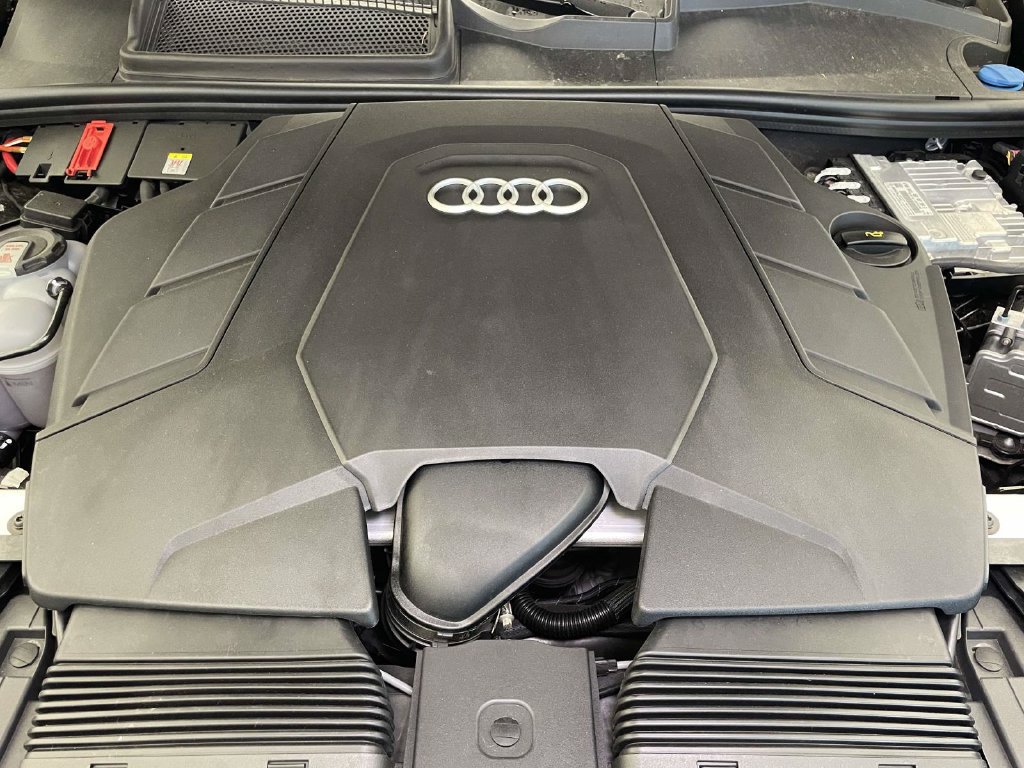 Certified 2025 Audi Q8 Premium w/ Black Optic Package AWD/4WD image 24