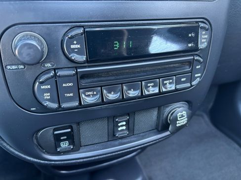 Used 2005 Chrysler PT Cruiser Convertible image 13