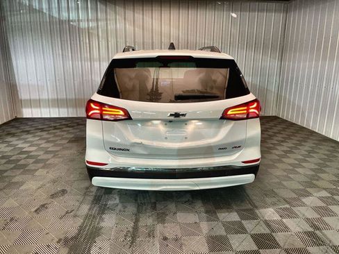 Used 2023 Chevrolet Equinox RS w/ RS Leather Package image 7