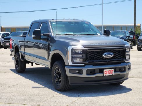 New 2026 Ford F250 XL w/ STX Appearance Package AWD/4WD image 3