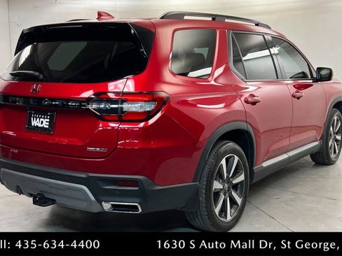 Used 2023 Honda Pilot Touring image 5