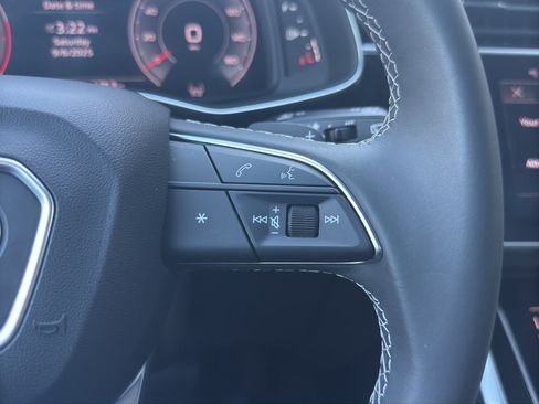 Used 2025 Audi Q7 3.0T Premium Plus image 20