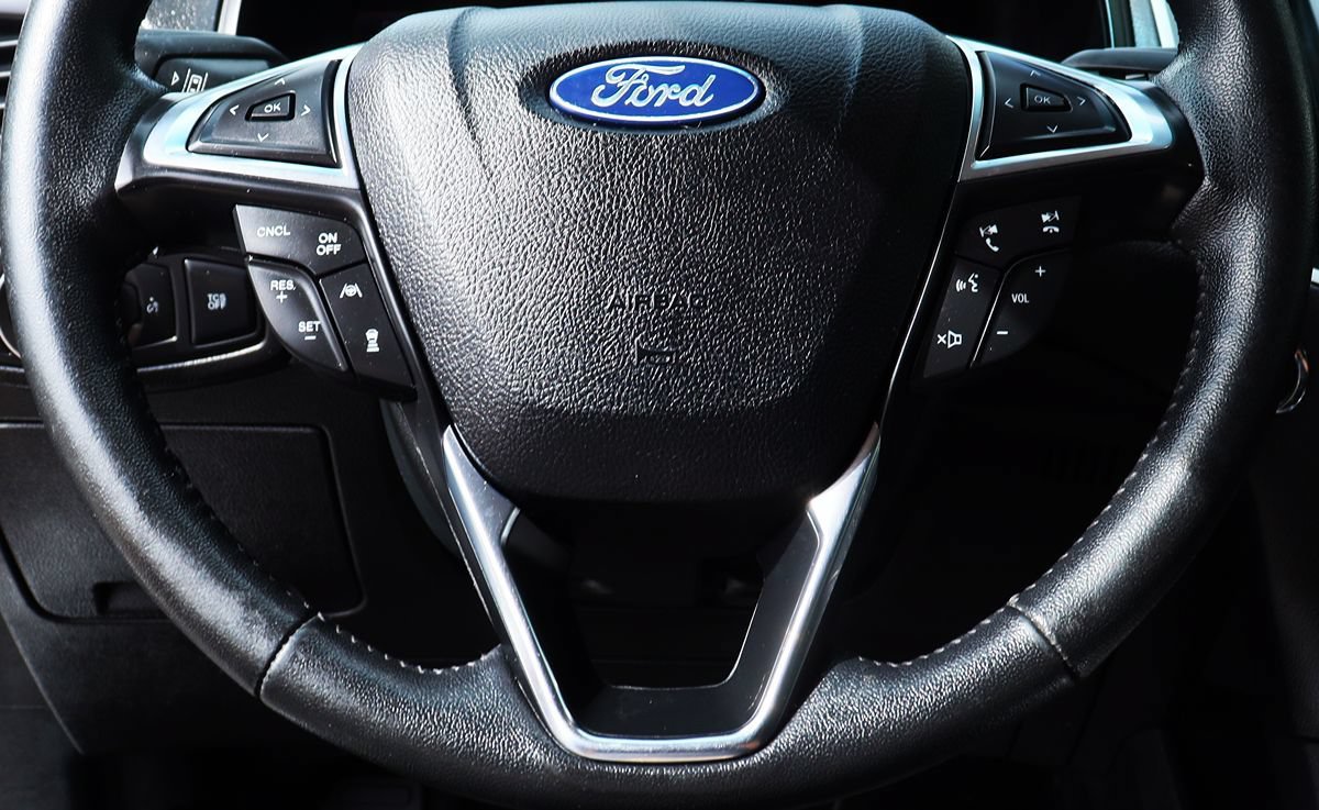 Used 2022 Ford Edge SEL AWD/4WD image 56