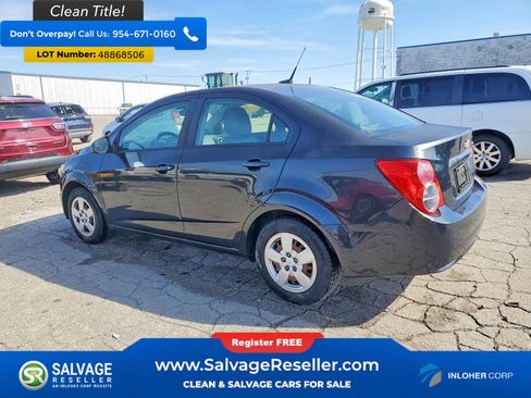 Used 2014 Chevrolet Sonic LS FWD image 3