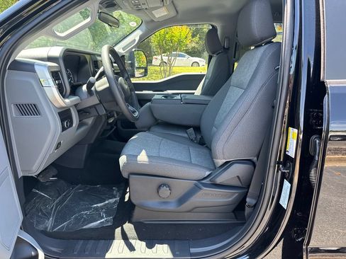 New 2026 Ford F250 XL w/ STX Appearance Package AWD/4WD image 11