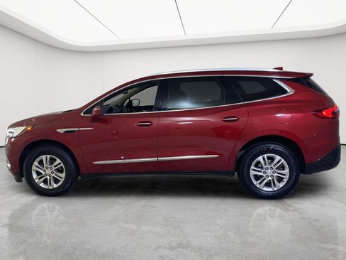 Used 2019 Buick Enclave Essence FWD image 2